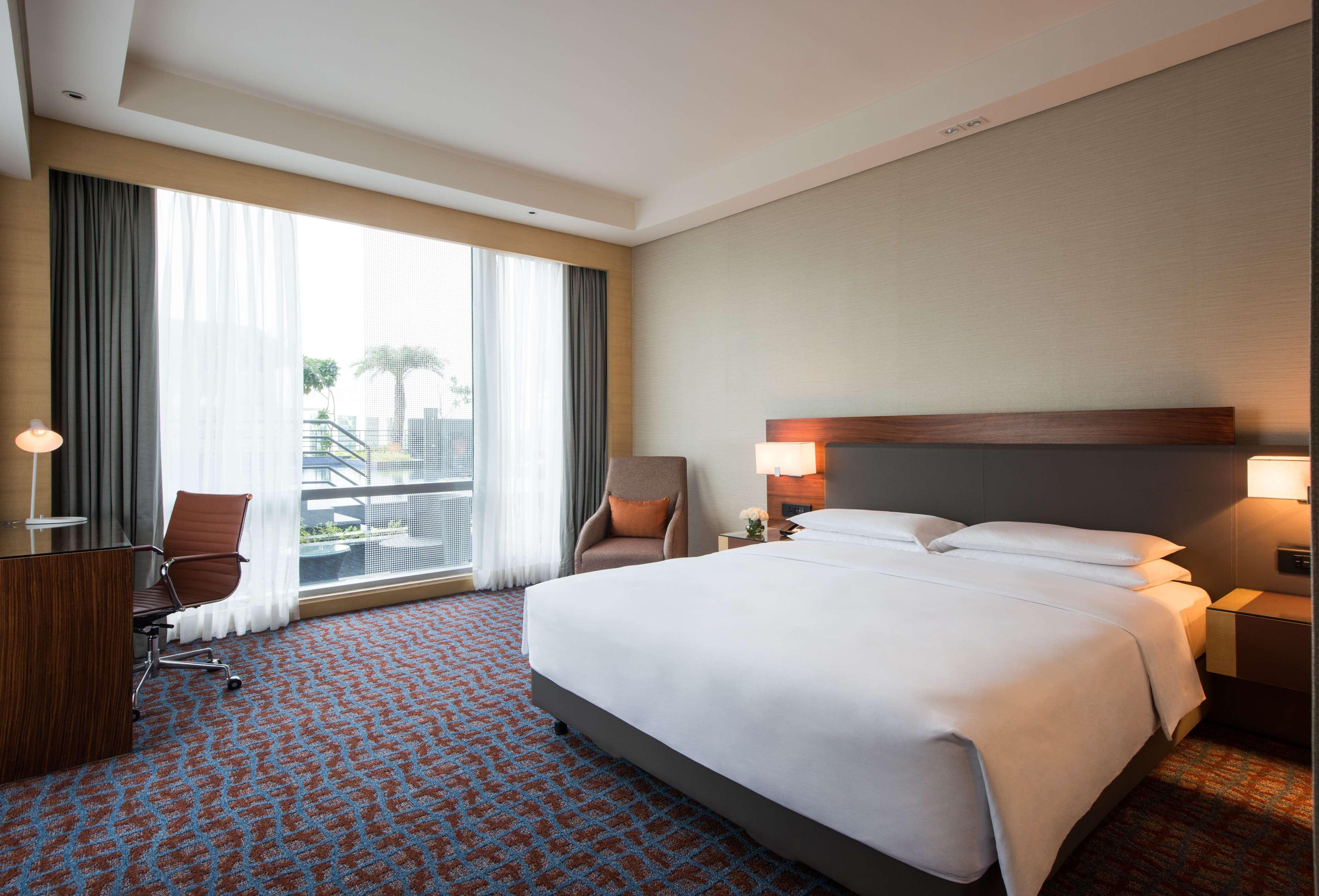 Hotel Hyatt Regency Gomti Nagar Lucknow