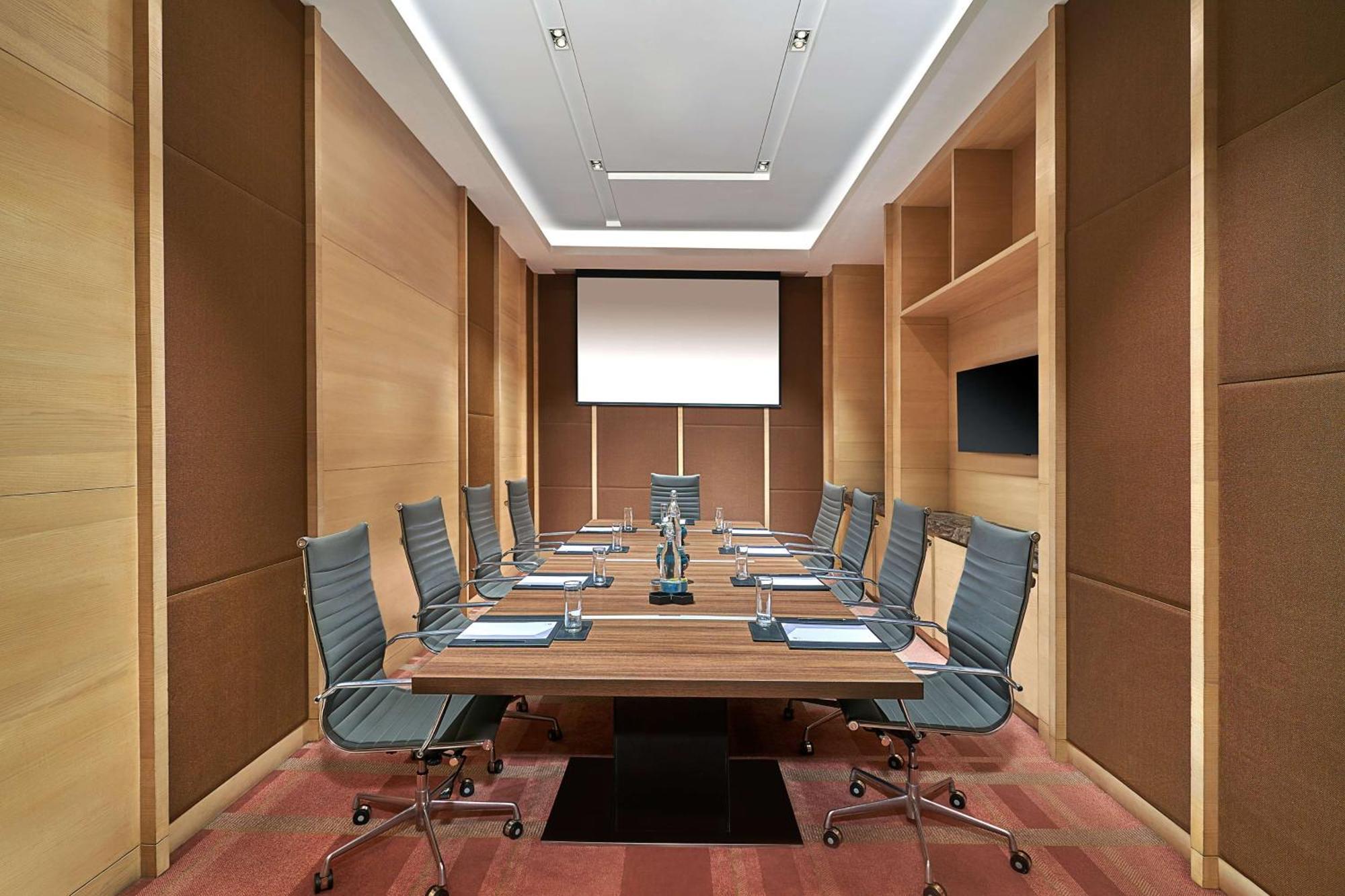 Hotel Hyatt Regency Gomti Nagar 5*